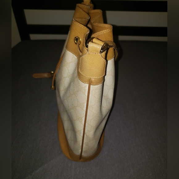 Gucci Bag - Picture 2 of 6